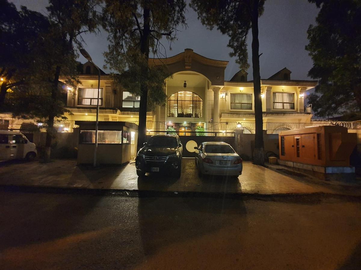 S Chalet Исламабад Экстерьер фото
