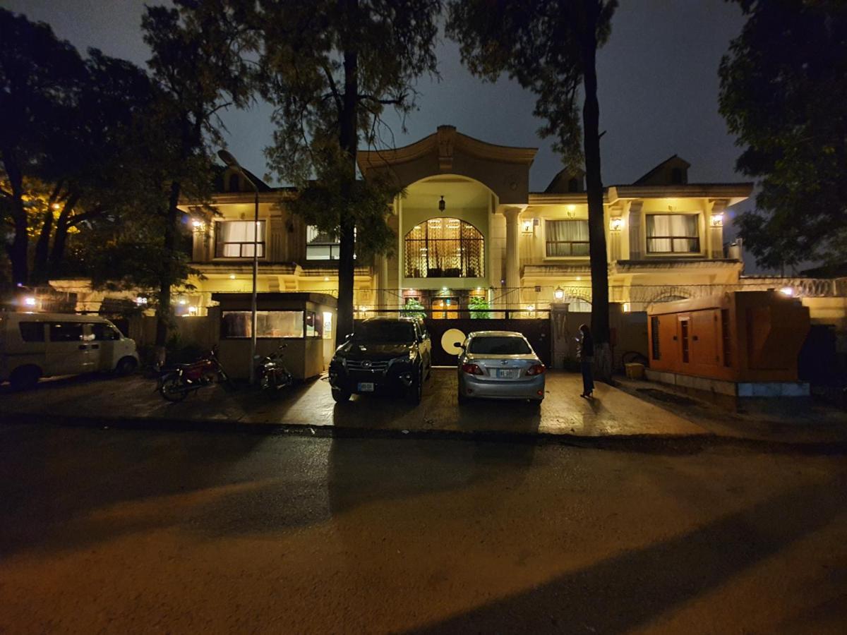 S Chalet Исламабад Экстерьер фото